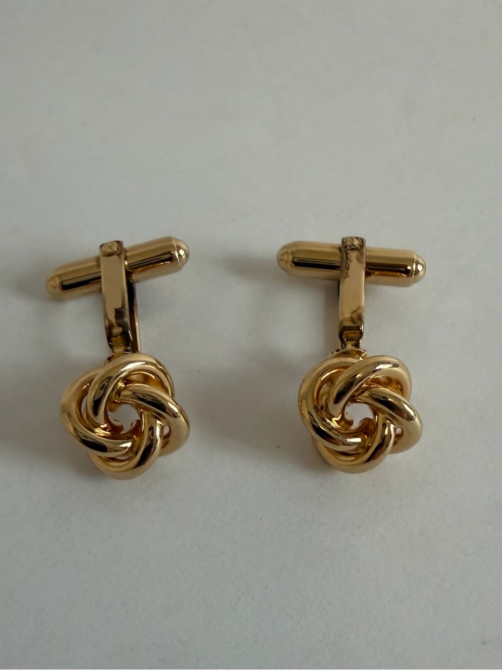VTG Pair of WEH W.E. Hayward Sterling Silver /Gold Vermeil Love Knot Cufflinks